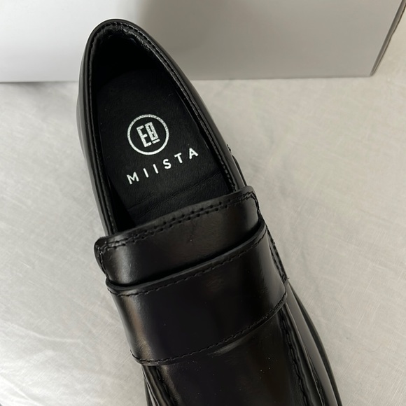 NIB MIISTA MODERN CHUNKY-HEELED BLACK LOAFERS W/TREAD SOLE (39/9) - Picture 8 of 13
